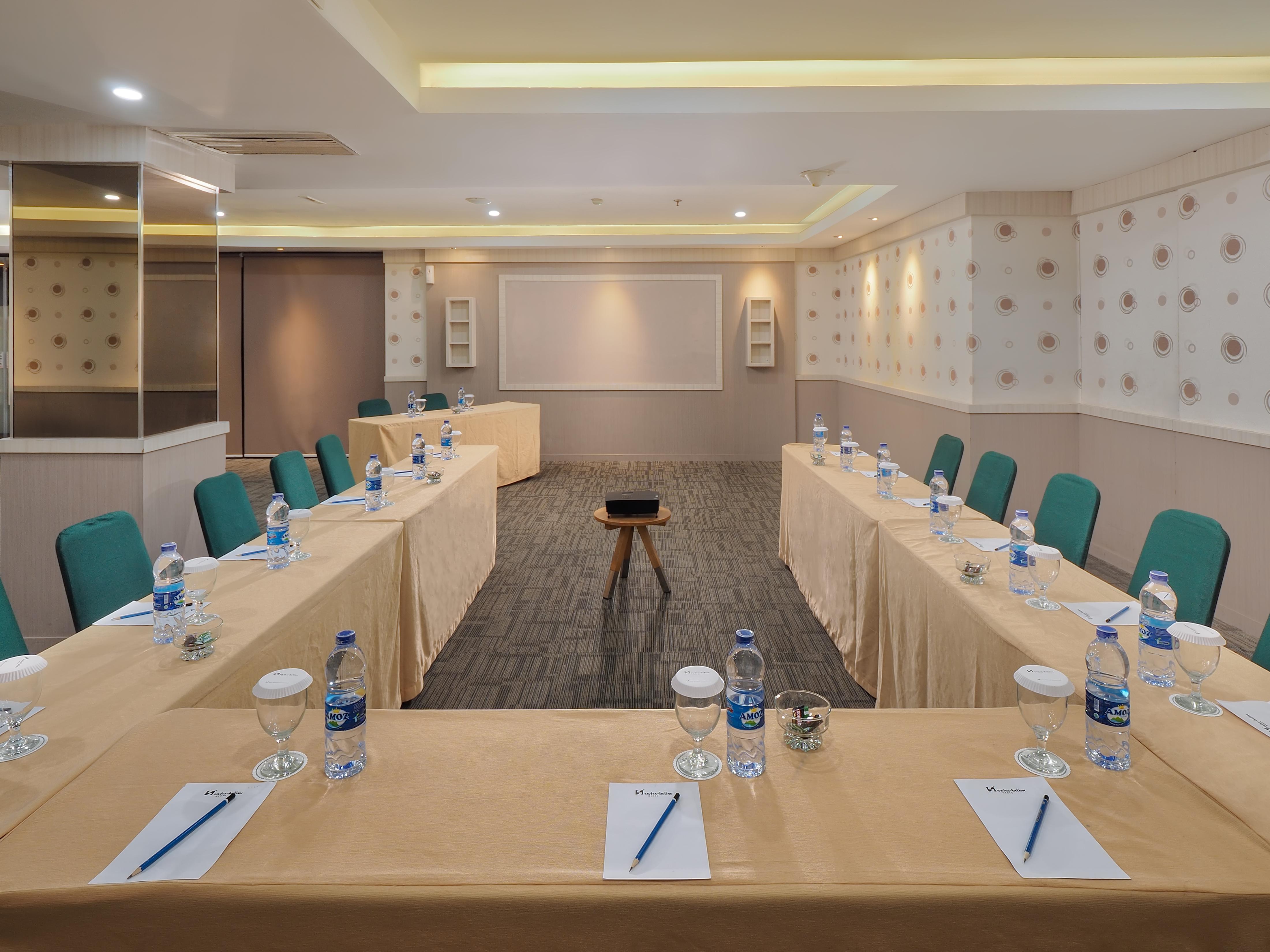 Swiss-Belinn Medan Exterior photo